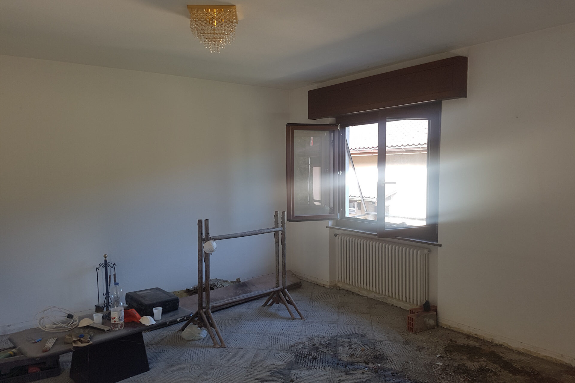 Before image alt